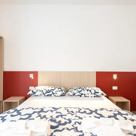 La Perla del Mare Rooms-3